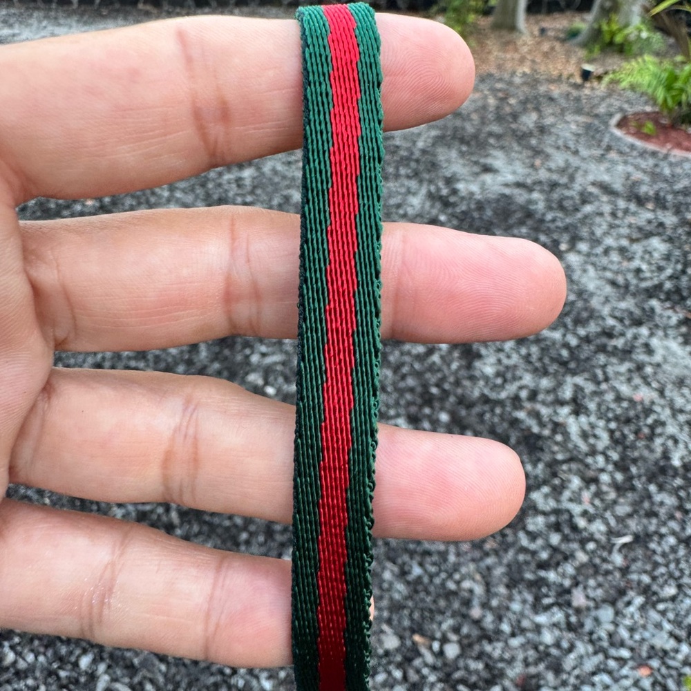 Gucci GG Supreme Canvas ID Holder Lanyard Neck Pouch - Picture 5 of 6